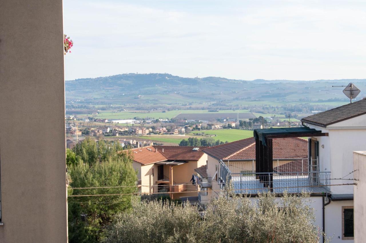 Lacasaceleste Osimo Esterno foto
